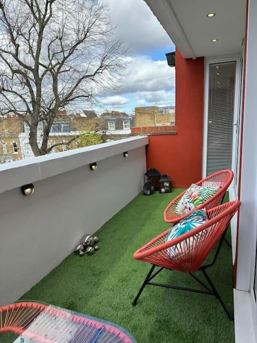 Stylish, Smart & Fun 4 Bed Appartamento Londra